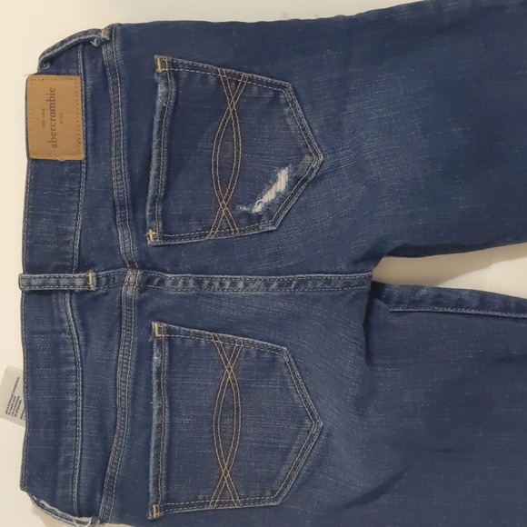 Abercrombie distressed skinny jeans - Picture 10 of 13